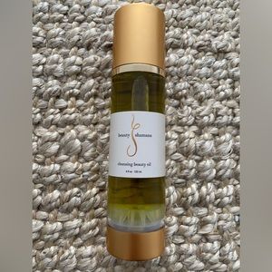 Unused beauty shamans cleaning oil